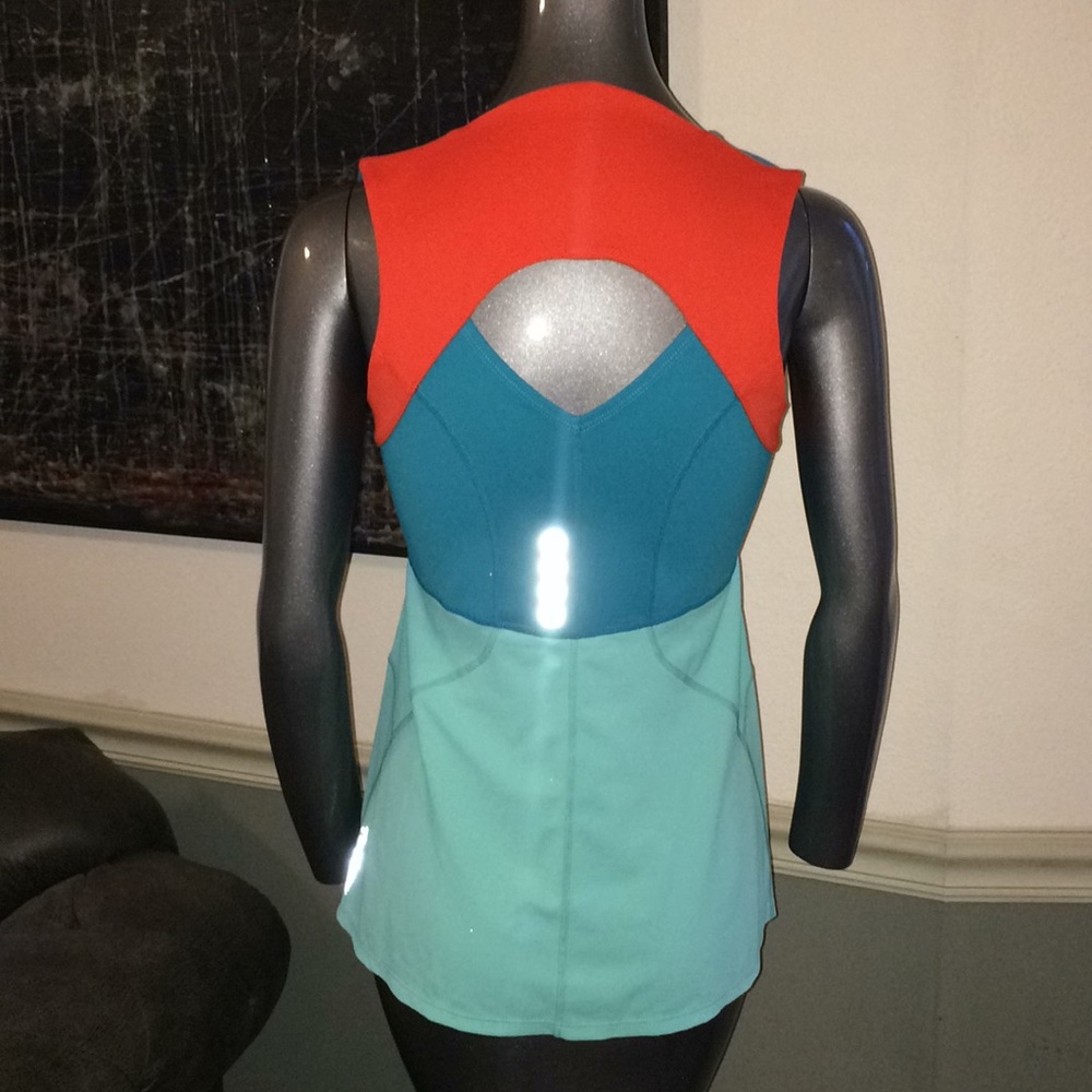 NWOT Merrell Tank